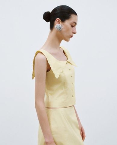  URBAN REVIVO - Áo sát nách nữ cổ vuông phom ôm 