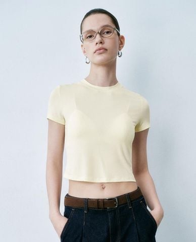  URBAN REVIVO - Áo croptop nữ cổ tròn tay ngắn cut out 