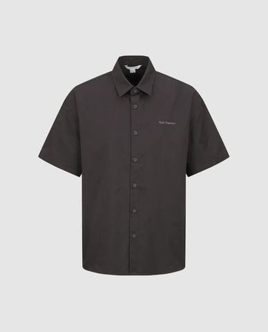  URBAN REVIVO - Áo sơ mi nam cổ bẻ tay ngắn in họa tiết 
