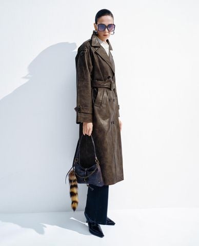  URBAN REVIVO - Áo khoác măng tô nữ dáng dài da bóng 