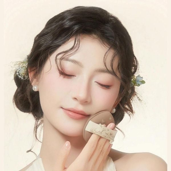 Bông Phấn Nền Amortals Artist Garden Series Foundation Puff Soft – Dáng Giọt Nước (Kèm 1 Hộp Đựng Bông Mút)