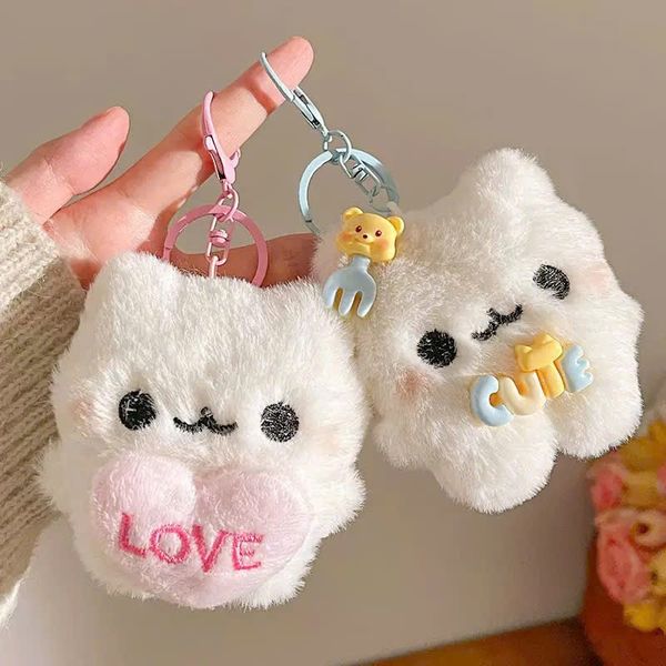 Móc khóa gấu trắng love