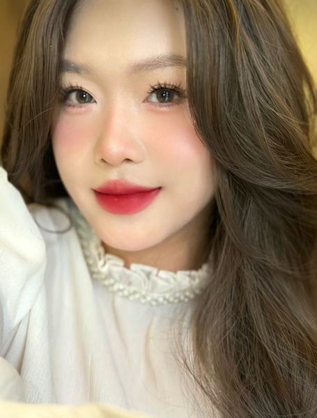 Vivimoon 1 bên Lens cho mắt thở 6 tháng Huế Brown - 0 độ