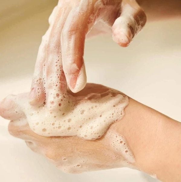 Sữa Rửa Mặt Hoàng Cung Whoo Gongjinhyang Clarifying Cleansing Foam 40ml