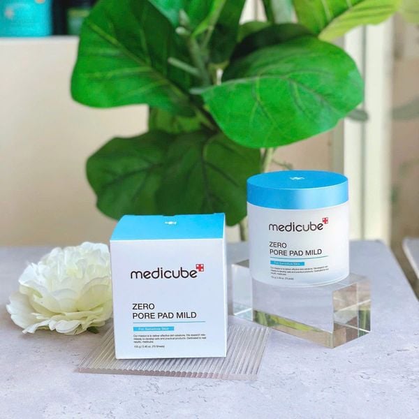 Toner Pad Sạch Lỗ Chân Lông, Dành Cho Da Nhạy Cảm Medicube Zero Pore Pad Mild (70 Miếng)