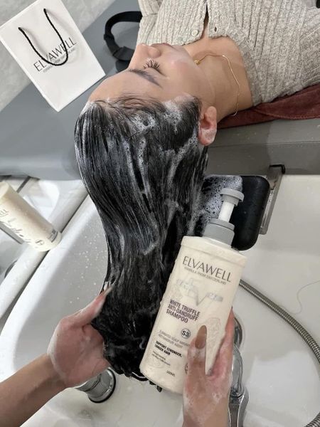 Cặp Dầu Gội Elvawell Màu Trắng Giảm Gàu Siêu Suôn Mượt - (MÀU TRẮNG)/ 1000ml