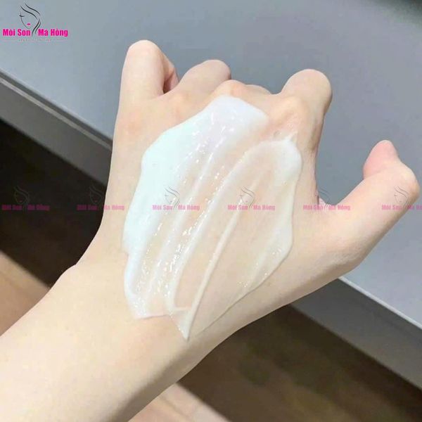 Dưỡng Thể Lucenbase 377 Niacinamide+Retinol Essence Body Lotion Dưỡng Sáng Da 250g