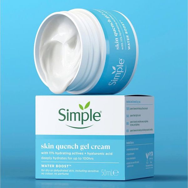 Kem Dưỡng Ẩm Simple Skin Quench Gel Cream Water Boost 50ml