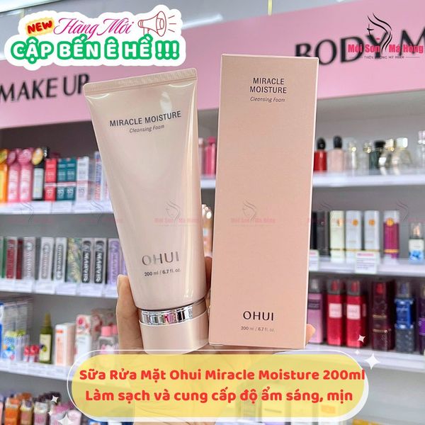 Sữa Rửa Mặt Ohui Miracle Moisture Cleansing Foam