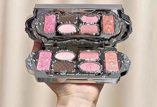 Phấn Mắt Thiên Nga Swan Ballet Flower Knows #03 Pink Swan