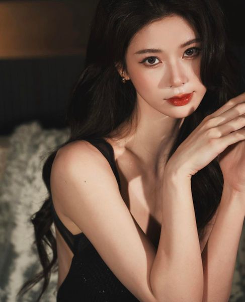 Son Highend Dior Rouge On Stage Lipstick #550 Red Shock