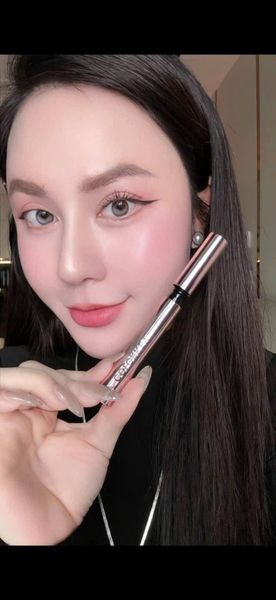 Mascara Colorkey Hỗ Trợ Giúp Mi Dài Và Tơi 4.5g Long & Dense Mascara
