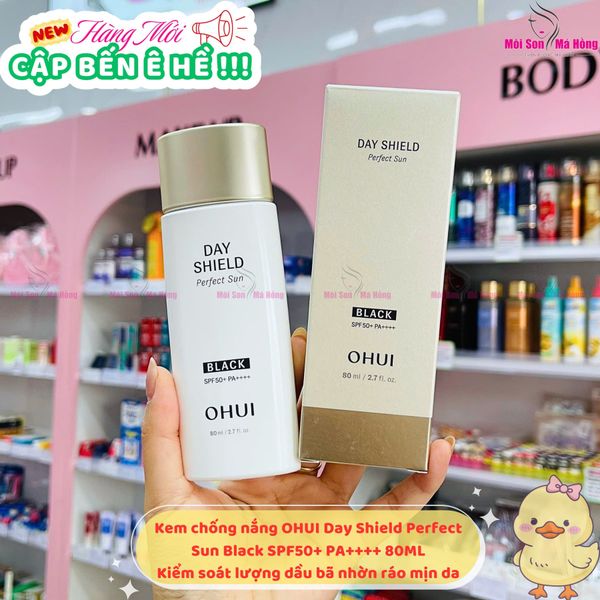 Kem chống nắng kiểm soát dầu OHUI Day Shield Perfect Sun Black/Red