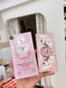 FLOWER KNOWS Strawberry Cupid Collection Make - Up Palette Bảng Mắt # 02 𝐒𝐭𝐫𝐚𝐰𝐛𝐞𝐫𝐫𝐲 𝐂𝐮𝐩𝐢𝐝 ( 𝐭𝐡𝐢𝐞̂𝐧 𝐭𝐡𝐚̂̀𝐧 𝐂𝐮𝐩𝐢𝐝 𝐯𝐚̀ 𝐪𝐮𝐚̉ 𝐝𝐚̂𝐮 𝐭𝐚̂𝐲 đ𝐚̣̆𝐜)