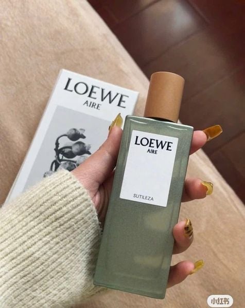 Nước Hoa Nữ Loewe Aire Sutileza