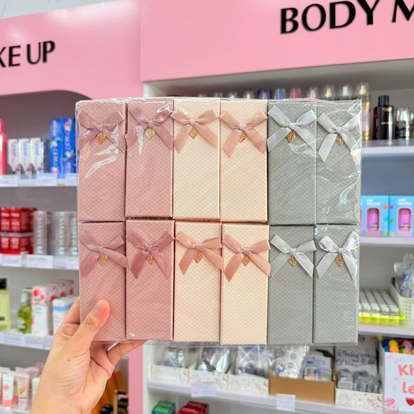 Hộp quà đựng son size 4x10x4cm