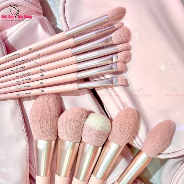 Bộ cọ 12 cây Missie by Celin