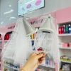 Cài sinh nhật mũ lưới