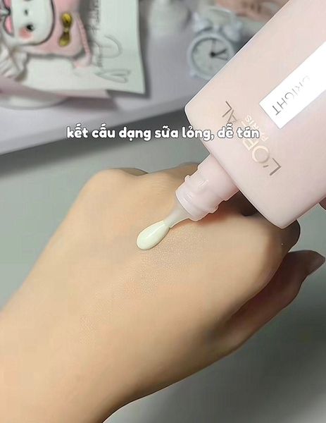 Sữa Chống Nắng L’Oreal Bảo Vệ Phổ Rộng Sáng Da Mờ Thâm 50ml Glycolic Bright Anti-Dark Spot UV Fluid SPF 50+ PA++++