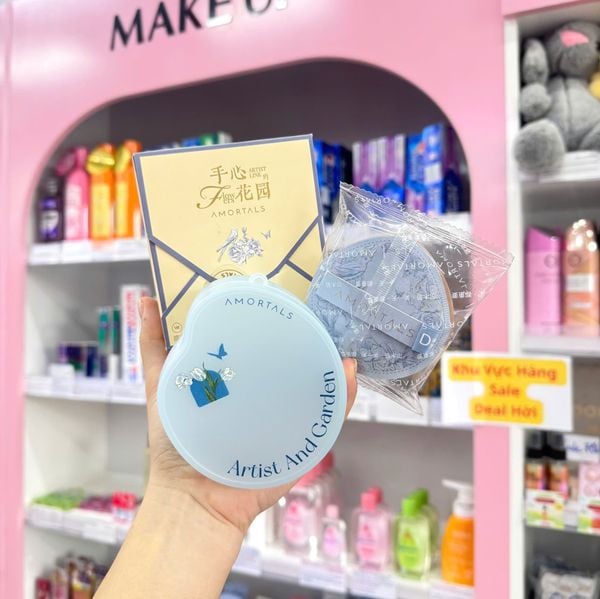 Bông Phấn Nền Amortals Artist Garden Series Foundation Puff Soft – Dáng Giọt Nước (Kèm 1 Hộp Đựng Bông Mút)