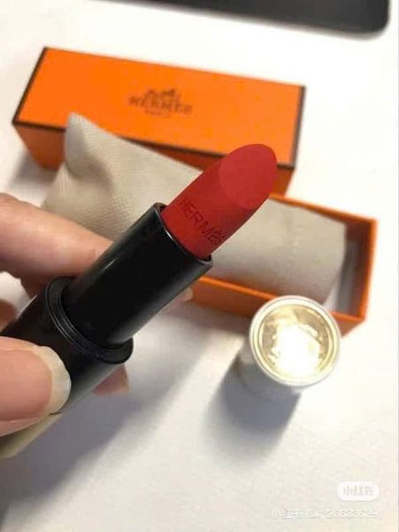 Son Lì Hermès Rouge Hermès Silky Lipstick Shine 64 Rouge Casaque Màu Đỏ Tươi