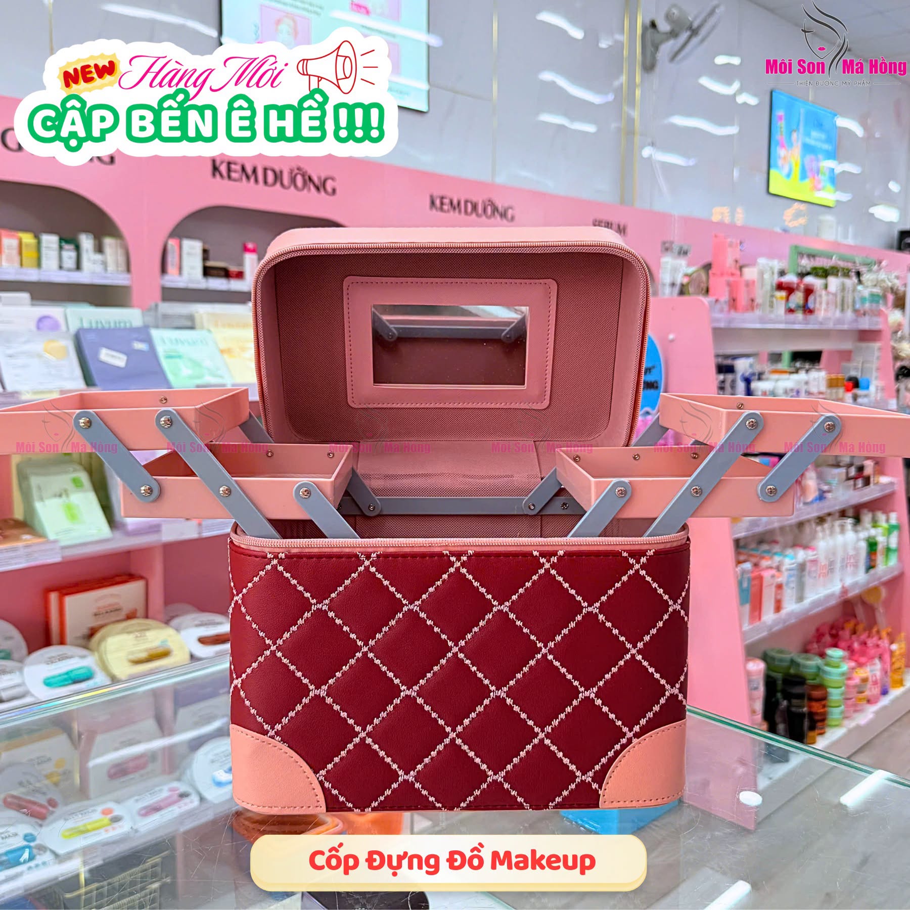 Cốp đựng đồ makeup màu đỏ