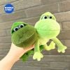 Móc khóa ếch xanh to đội mũ
