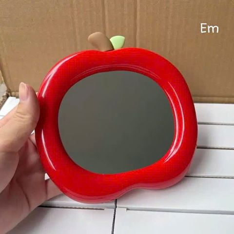 Gương để bàn táo đỏ