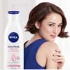Sữa Dưỡng Thể Nivea Dưỡng Da Sáng Mịn Ban Ngày 350ml Extra Bright Radiant & Smooth 8 Super Food Body Lotion
