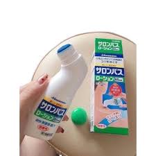 Chai lăn xoa bóp xương khớp Salonpas Hisamitsu 85ml Nhật Bản