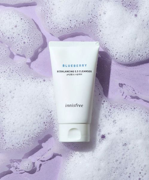SỮA RỬA MẶT CHỐNG OXY HOÁ VIỆT QUẤT Innisfree Blueberry Rebalancing 5.5 Cleanser 100ml