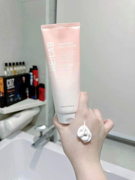 Kem Body Relab Whitening Body Lotion Hàn Quốc chính hãng 200ml