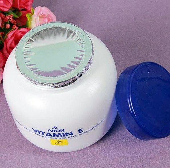 Kem dưỡng ẩm Vitamin E Thái Lan 200ml