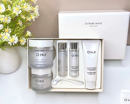 Bộ kem dưỡng trắng da OHUI Extreme White Cream Special Set
