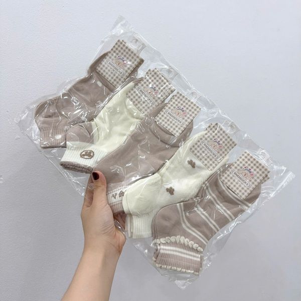 Tất ngắn nhiều kiểu