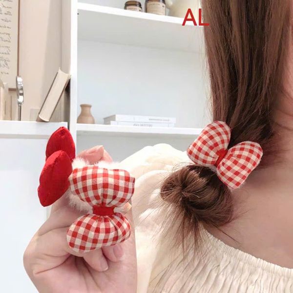 Chun lông nơ đỏ phồng