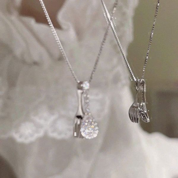 Vòng cổ thìa nĩa