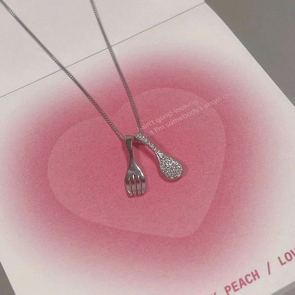 Vòng cổ thìa nĩa