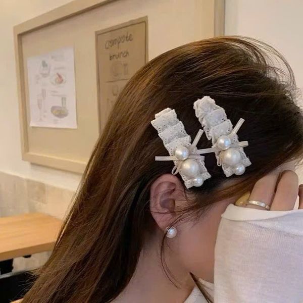 1 Kẹp ren trai trắng