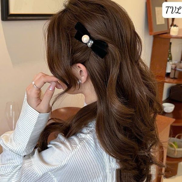 1 Kẹp nơ nhung trai đá đỏ đen