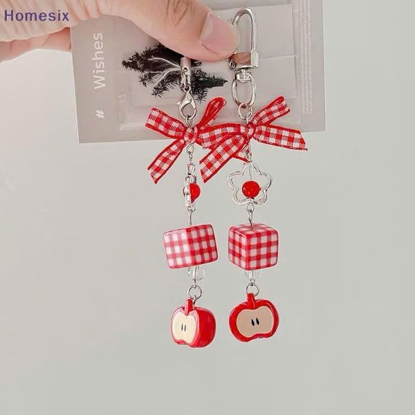 Móc treo nơ táo đỏ ( dây dài )