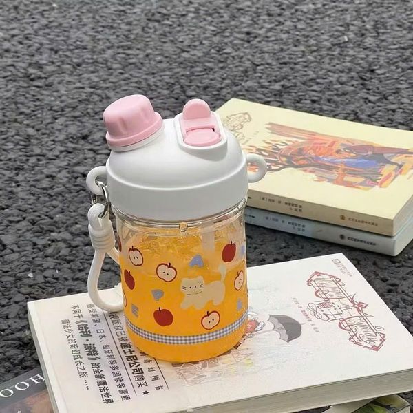 Bình nước nhựa 2 nắp mèo quả táo