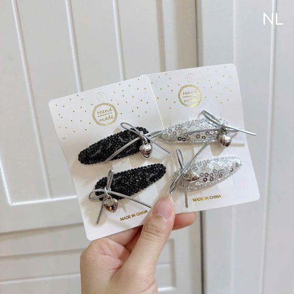 Vỉ 2 tách kim tuyến charm tim