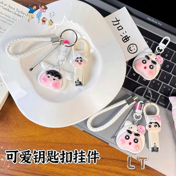 Móc khoá shin kèm bấm móng