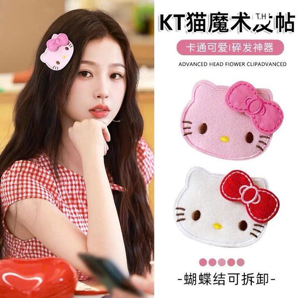 Dán mái mặt kitty nơ