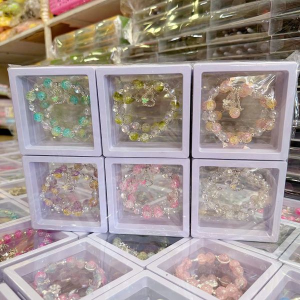 Vòng tay charm hộp cao cấp