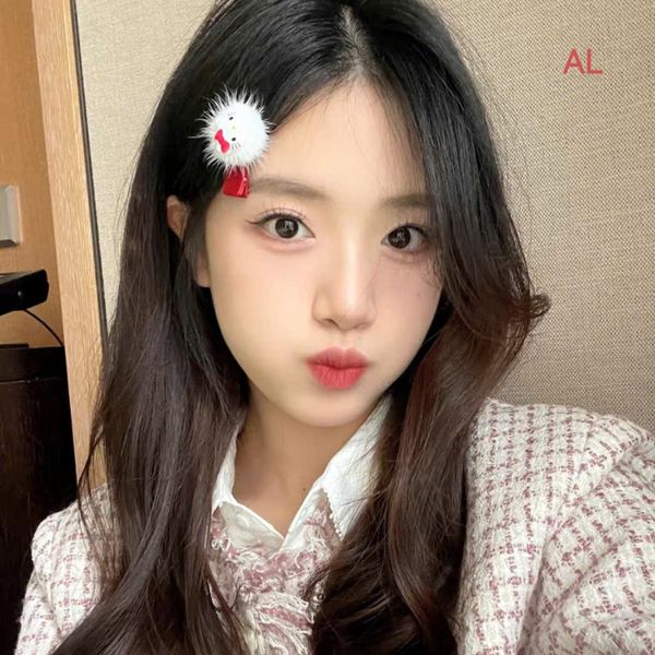 Vỉ 2 kẹp lông kitty đỏ