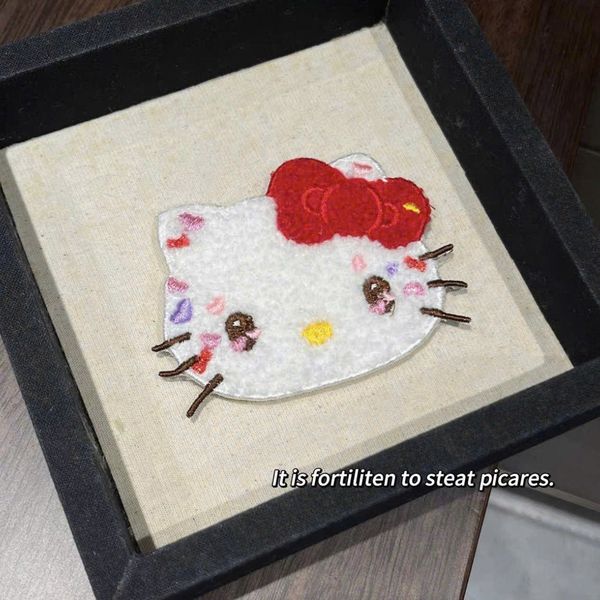 Miếng dán tóc hình kitty xù mắt long lanh