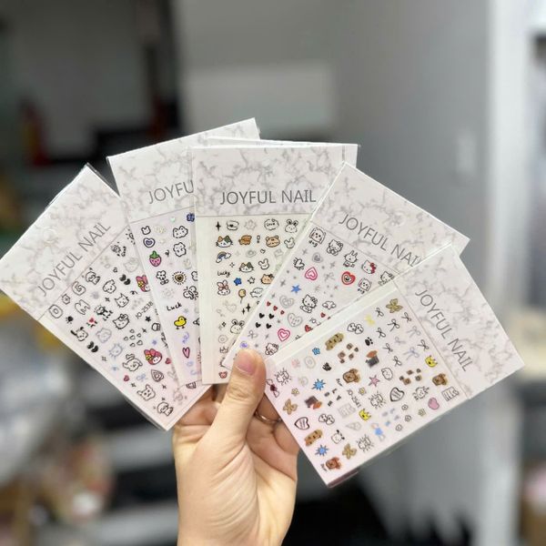 Miếng dán móng kitty thú