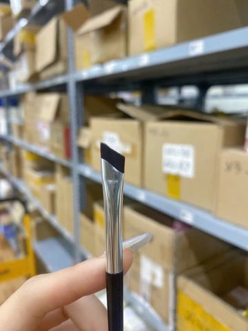 Cọ Kẻ Mắt Cọ Eyeliner CTD11